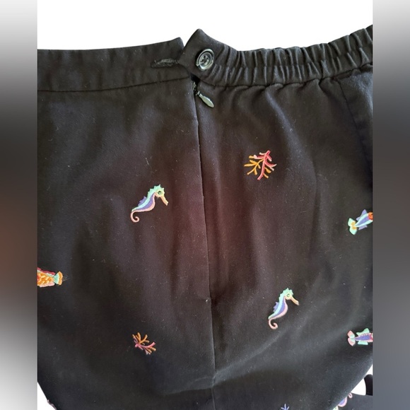 Cold water Creek crop Black capris with Colorful Sea Creatures Size 12 - Picture 10 of 13